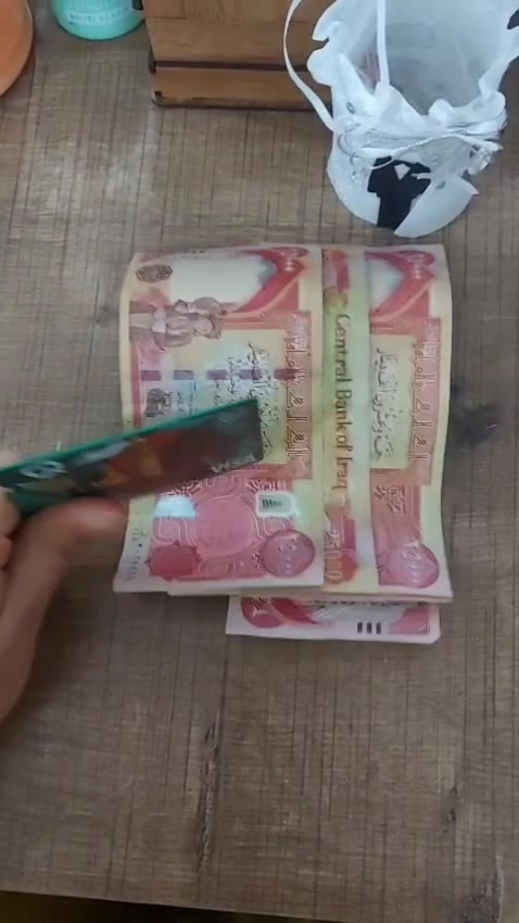 السلام عليكم ورحمة الله وبركاته
إذا كنت تبحث عن فرصة عمل إضافية أو مشروع تقدر تديره من بيتك، فـ متجر أثر هو خيارك المناسب.
يوفر متجر أثر تشكيلة متنوعة من المنتجات التي يحتاجها كل بيت، من المواد الغذائية والمنظفات إلى مختلف المنتجات الاستهلاكية بأسعار مناسبة.
ومن خلال انضمامك إلى متجر أثر، تقدر تحقق دخلًا إضافيًا، وتبني فريقك الخاص، وتدير عملك بوقتك ومن أي مكان.
✅ لا تحتاج إلى رأس مال كبير. ✅ عمل مرن يناسب الجميع. ✅ فرصة لبناء مصدر دخل إضافي.
ابدأ اليوم، فقد تكون هذه الخطوة بداية لتغيير مستقبلك نحو الأفضل.
متجر أثر... تسوّق بذكاء، وحقق دخلاً من مشترياتك.
📩 للاستفسار والتسجيل: 📞 ***********
بخصوص الشغل، هو من داخل البيت بالكامل لو أكو حضور بمكان محدد؟ وإذا أكو حضور، وين الموقع وشنو أوقات الدوام؟: 
من داخل البيت 
شنو تفاصيل الأرباح والدخل الإضافي؟ يعني الربح شلون ينحسب وإمتى يتم استلامه؟: 
التاركت 20 نقاطة 