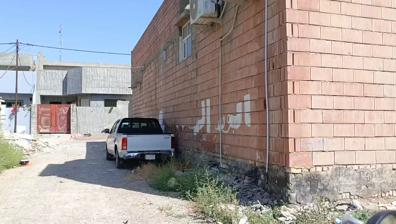 قطعه ارض للبيع تحويل مباشر مساحه 100 متر الموقع جمعيه الثالثه باستفسار على الرقم***********

