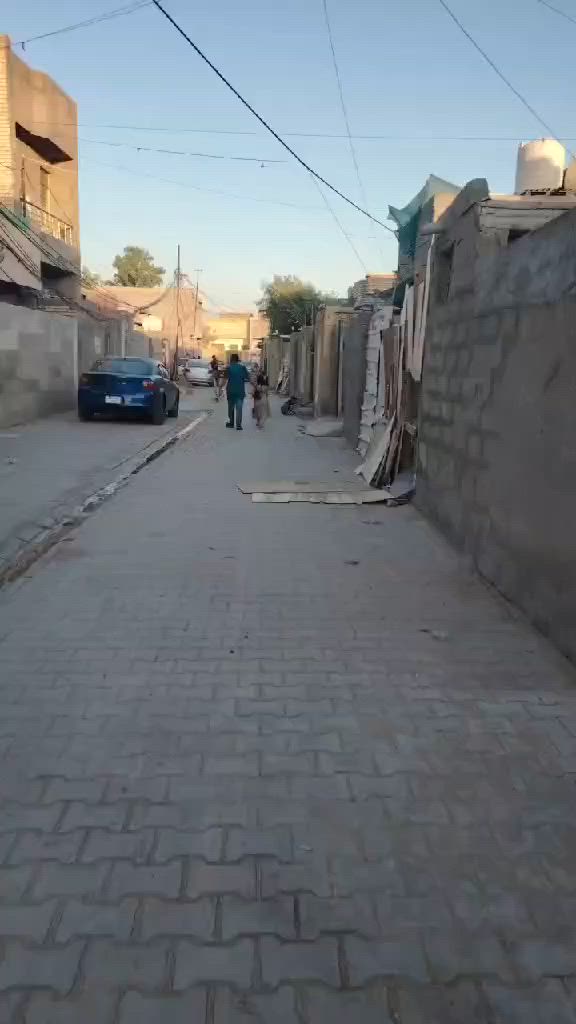 دار للبيع بناء مرتب حي البساتين
المساحه 185 متر 
شارع التكاتك فرع ابو قتيبه الانشائيه
رقم الهاتف للاستفسار‏‪***********‬‏
