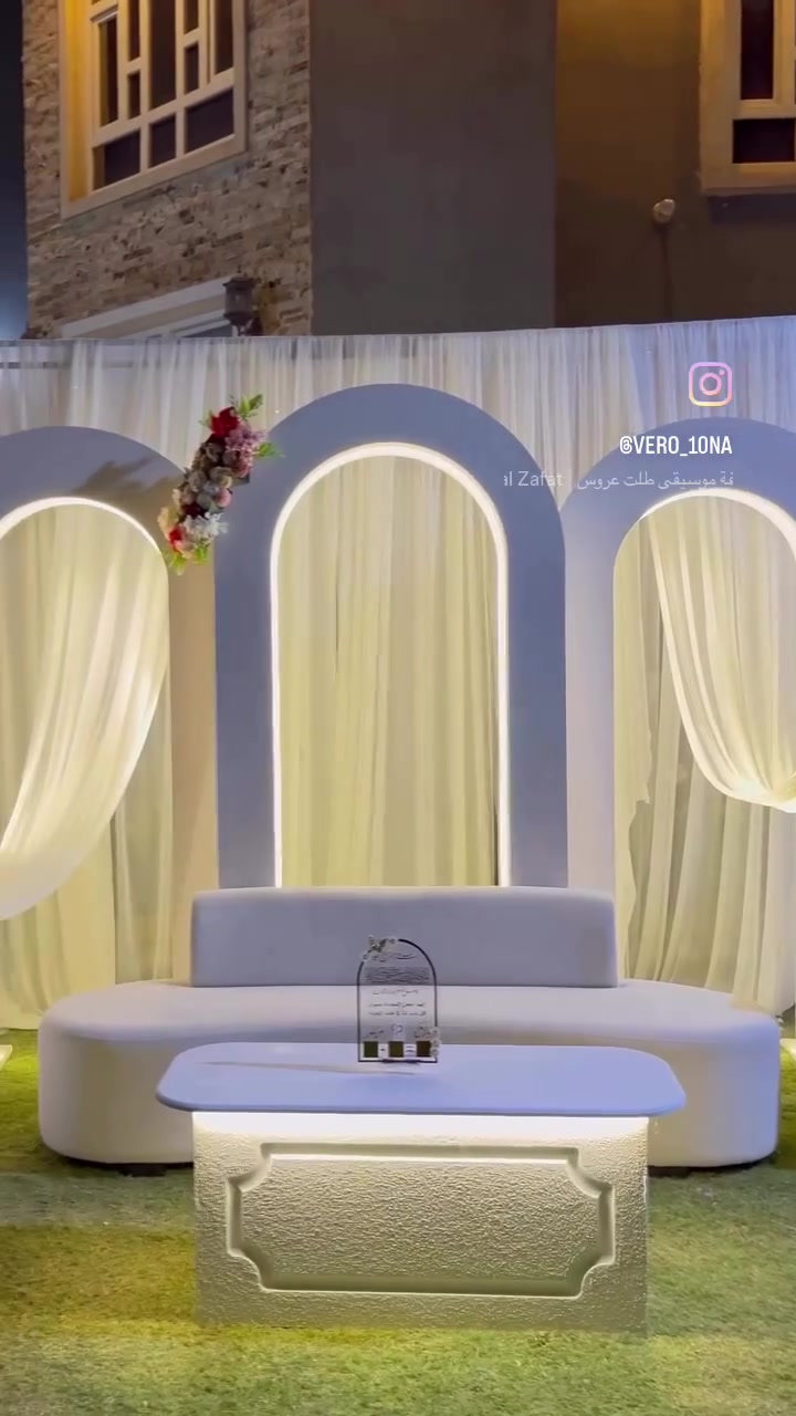 السلام عليكم
كوشات للبيع وحده ايطاليه وحده اقواس تول 
استفسار ***********
