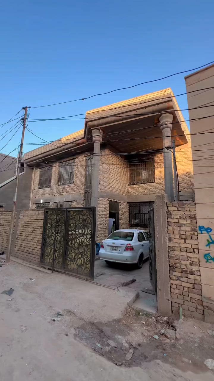 ياالله 🤲🏼
يعلن مكتب عقارات علي قحطان الخفاجي 🏘️
عن دار مساحه ٢٥٠ متر بناء كوله طابوكً
صنف العقار طابو زراعي سند ٢٥ تحويل مباشر 
موقع الدار سيف سعد شارع المشجر قريب عن الشارع 
تفاصيل الدار داخل الفديو او تفاصيل عن أي منشور داخل 
الحساب أتفضل واتساب او اتصال 📱 
***********.           متوفر واتساب 
***********.          متوفر واتساب 
موقع المكتب سيف سعد قرب العلوه 
#ملاحظه (كلشي متوفر بلمكتب بيع او شراء)
اشرف بيكم جميعآ
