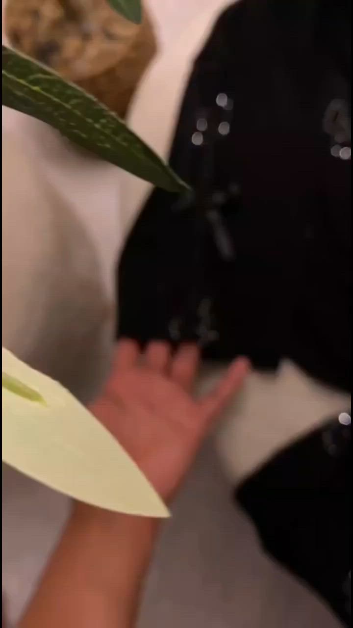 اخر قطع باقيه
عرض فتره محدوده اخر قطع القطعه 10الف اثنين 15
الجمال والراحة باجتماع واحد! ✨🖤 
طقم منزلي جديد يجمع بين النعومة والأناقة.. تفاصيل الفراشات اللامعة مع لمسة الفيونكات البيضاء الكيوت تعطي لوك يجنن ومريح جداً للاستخدام اليومي. 🧸🎀
​اللون: أسود ملكي 🖤
​التوفر: متوفر الآن بقطع محدودة جداً!
​للحجز أو الاستفسار عن المقاسات، ارسلي لنا رسالة على الخاص 📥✨
#أزياء #ملابس_بنات #ستايل #ترند


**إذا كنت صاحب هذا الإعلان وتريد حذفه لأي سبب، رجاءا أرسل رسالة إلى الدعم الفني**