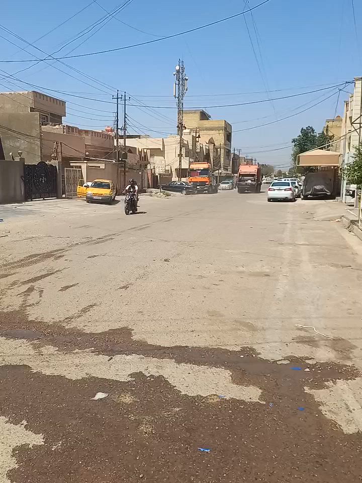 ارض ١٠٠ متر واجه ٥ نزال ٢٠ 
تبليط مجاري خدمات كامله زراعي قرار ٢٥ شهداء بياع  قرب اسواق اميره للاستفسار  *********** واتساب
