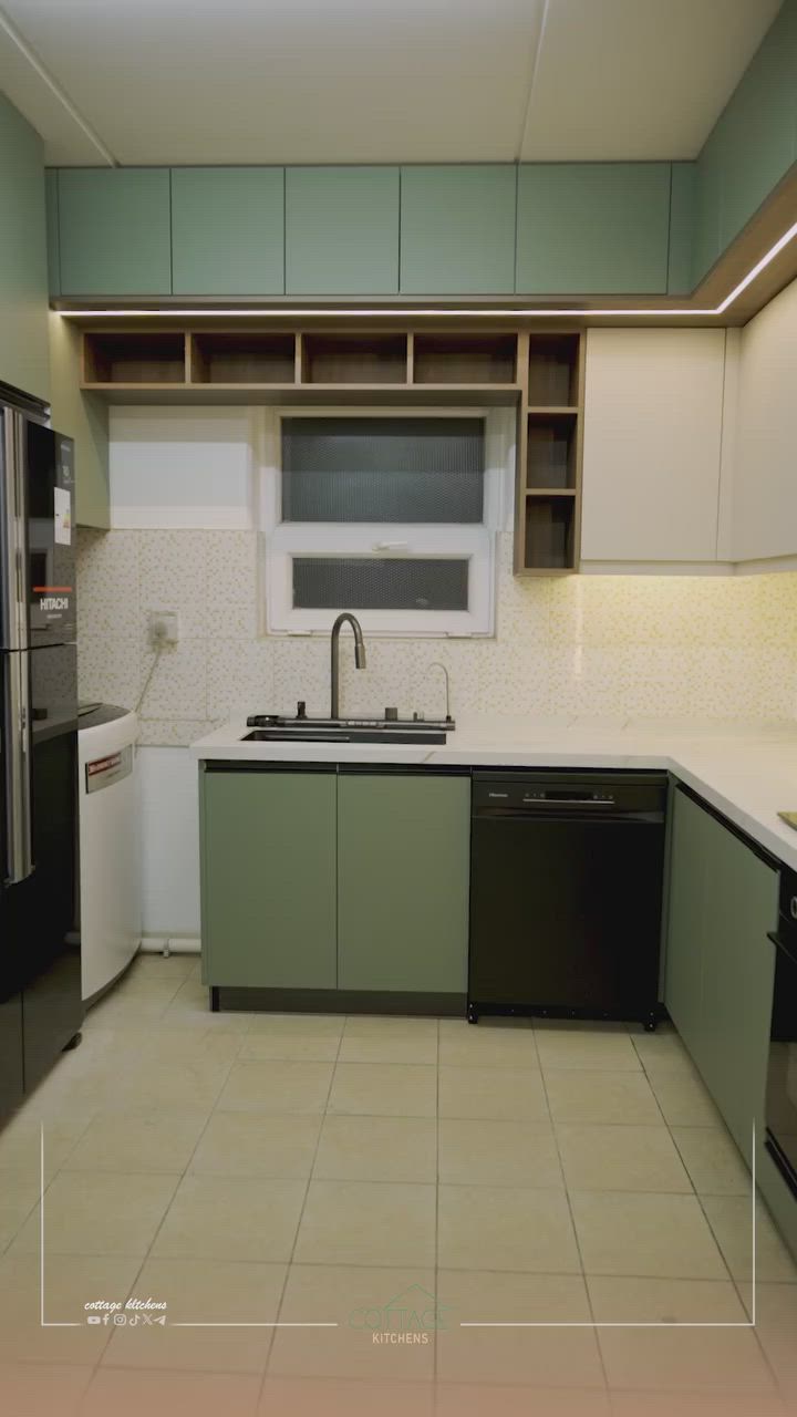 ✨ تصميم وتنفيذ جديد من مطابخ كوتاج | Cottage Kitchens ✨
مطبخ مساحة 100م شرقي في بسماية بتصميم مودرن حديث وبنظام المعلق الاضافي واستغلال كامل المساحة 
تناسق لوني مميز وابداع في التصميم والتنفيذ.
.
🔸 الكابينة الداخلية من أجود أنواع الخشب التركي.
🔸 الأبواب HDF عالي الكثافة، مغلف بطبقة PVC ألمانية المنشأ.
🔸 السطح من البورسلين الايطالي الابيض المقاوم لظروف المطبخ .
🔸 المفاصل والمجرّات بضمان حقيقي لمدة 10 سنوات.
💫 ما يُميزنــــــا:
الـــــدقة في العمل ✨
جــــــــودة الإنهاءات ✨
جــمال وتـطابق التصميم مع التنفيــــذ✨
.
🔸كــوتــاج🔸لان منزلك يستحق الافضل🔸
.
📍 بغداد – الشارع العام مقابل مدينة بسماية
(قرب ماركت أكرم للتسوق)
.
📞 للتواصل: ***********
.
💬 أو راسلونا مباشرة عبر الصفحة

