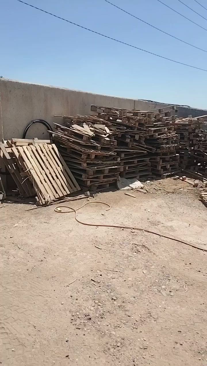 سكيب للبيع السعر ٢٠٠٠مكاني بغداد ابو غريب حي الرساله بي نظيف وبي نص عمر قليل***********
