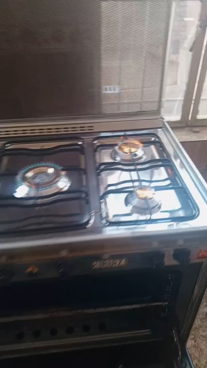 طباخ كريازي مصري مستعمل نظيف مكاني الشعب اكو توصيل بكروه ***********واتساب
