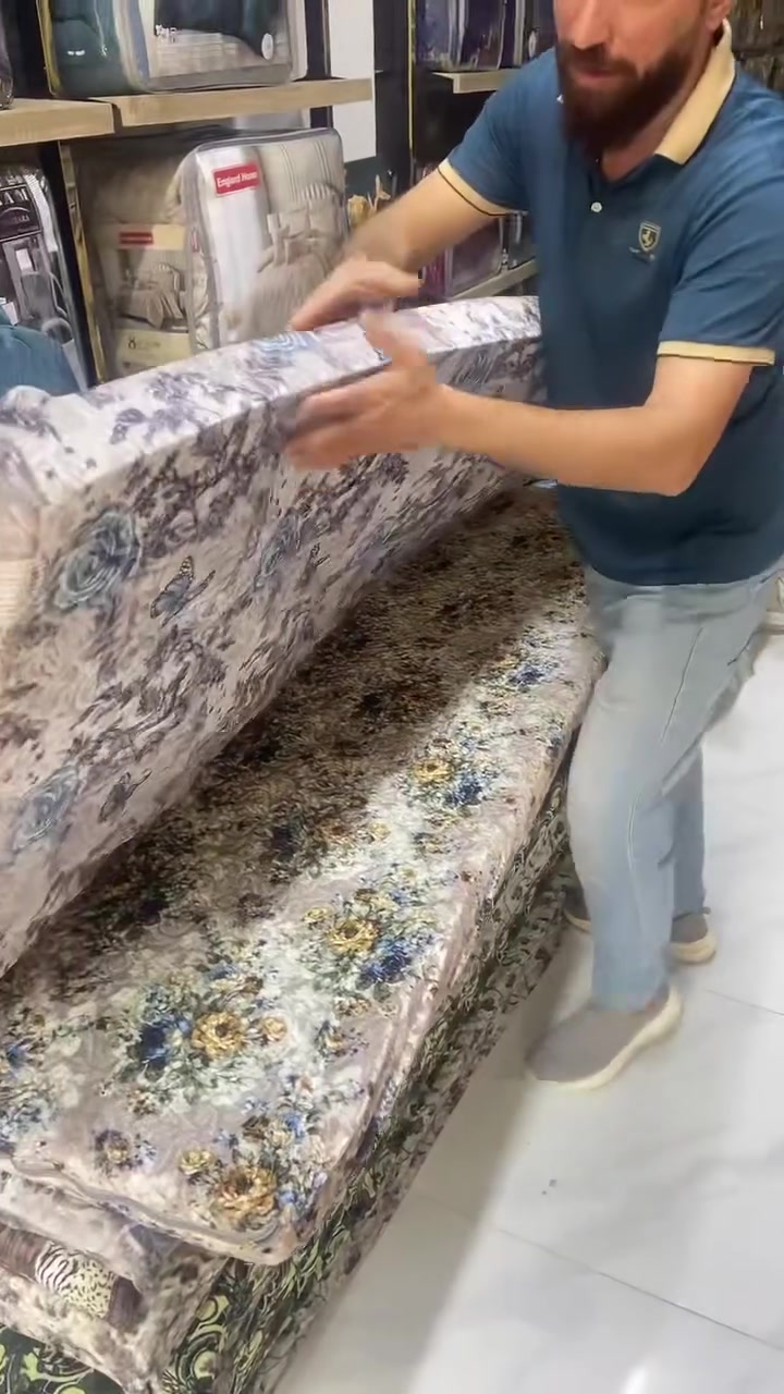 🌺عروض  خاصة وتخفيضات من داخل فرعين 🌺
من داخل مجمع سوفار ومفروشات الزعيم
رقم الحجز  ***********📞📞
هاتف المجمع  ***********
عنوان ديالى خانقين تولى فروش قرب مدرسه جرير 
توصيل بغداد  ٥٠٠٠ الف 🚕🚕
جميع محافظات  ٦٠٠٠ الف 🚕🚕 #محافظات
