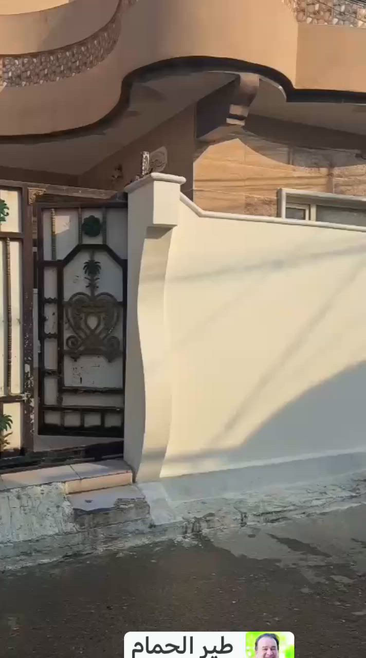 السلام عليكم الدار معروض للبيع في الرشيديه قطاع السادس قرب مدرسه تبارك مساحة 150 متر استفسار عن الرقم*********** واتساب سعر 80 وفي مجال
