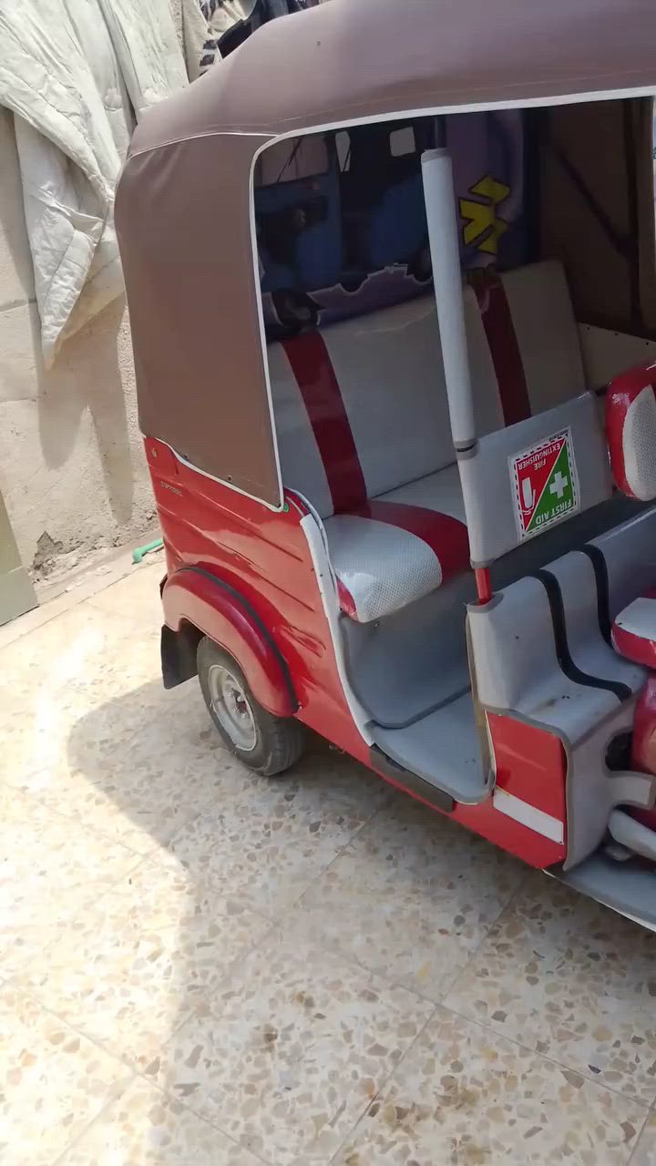 سلام عليكم من رخصت مدير الكروب تكتك موديل 2018 اوراق المصطفئ
شرط ترقيم سعر 3و700وبيه مجال حك جيه رقم ***********
