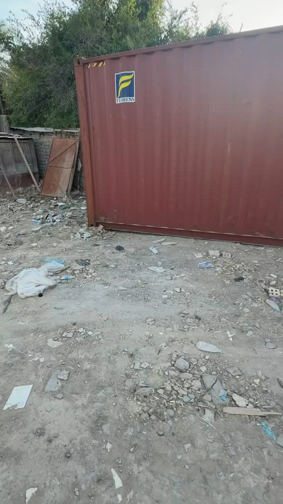 على بركة الله للبيع حاويات طول 12 متر وارتفاع 290 سم (العالية ام الفسفورة) بدرجة نظافة ممتازة المكان الحلة قرب جامعة الحلة ***********
