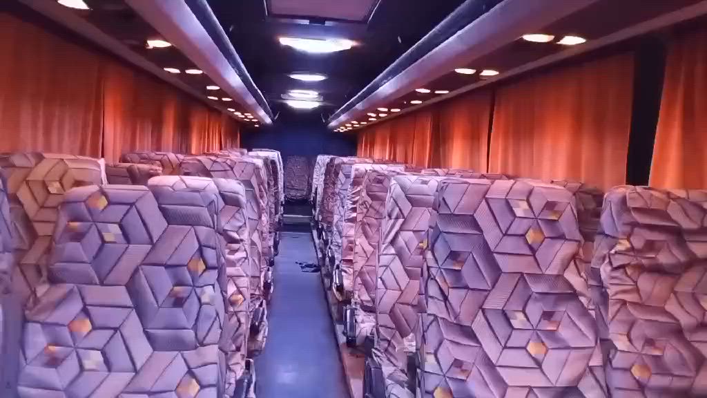 باص403للبيع محرك وكير وكسن خير من الله حداديه وتخم تاير جديد السياره بلا تبريد دايو كمبريسر جديد كهربائيات كلهه شغاله سيارة جاهزه اتصال/***********
