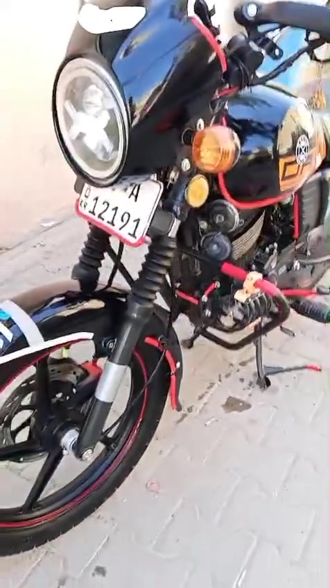 للبيع ✋ دايوان 25نازله ب26
دايوان كلاسك الشكل الجديد 💥
موديل 2025نازله ب2026🏍️
رقم سليمانيه بسمي تحويل شوكت ميعجبك
دراجه مكفوله كير مكينه شاصي كامله مكمله
ماشيه🛣️ 💈 6الاف دراجه اخت الزيرو مال جناي
موجوده الدراجة بغداد الشعله🏞️ 
السعر 2400وبيهه مجال للشراي
تواصل على الرقم بي واتساب
***********
