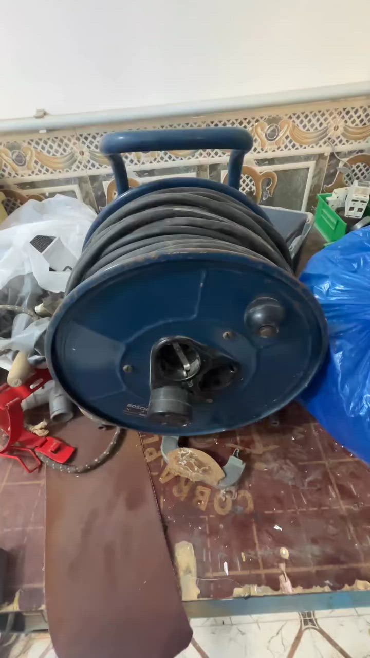 السلام عليكم الاسعار بنهاية الفيديو
مكاني ناصريه توصيل حسب الاتفاق
***********
