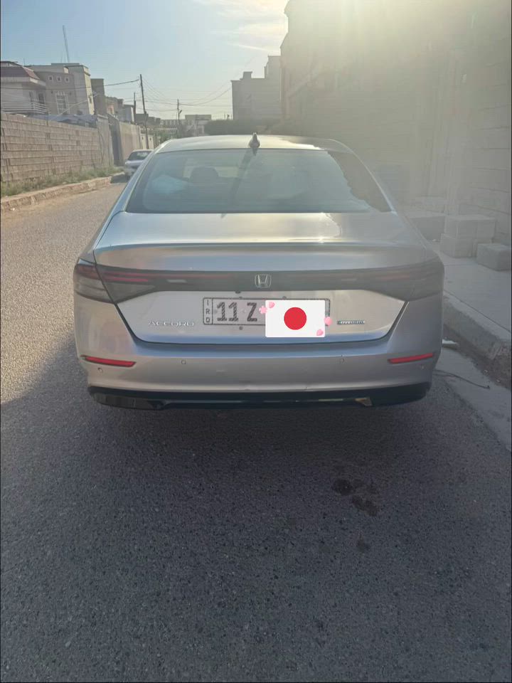 هوندا اكورد للبيع موديل 2024
هايبرد

سبورت

4 وضعيات قياده

شفتات ستيرن

تبريد

دخول ذكي

تحكم ستيرن

فتحه سقف

رادار امامي خلفي

سياره ماشيه 37 الف كيلو متر

رقم بغداد تحويل مباشر

ضررها جاملغات الايمن امامي وخلفي

محرك كفاله گير مبدل تفصيخ يعني وكاله

سعر السياره 178$

مكان السياره الرمادي للتواصل ***********
