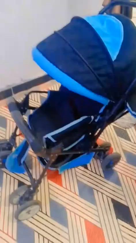 عربانه للبيع نظيفه قويه للبيع واتصال علي رقم***********
