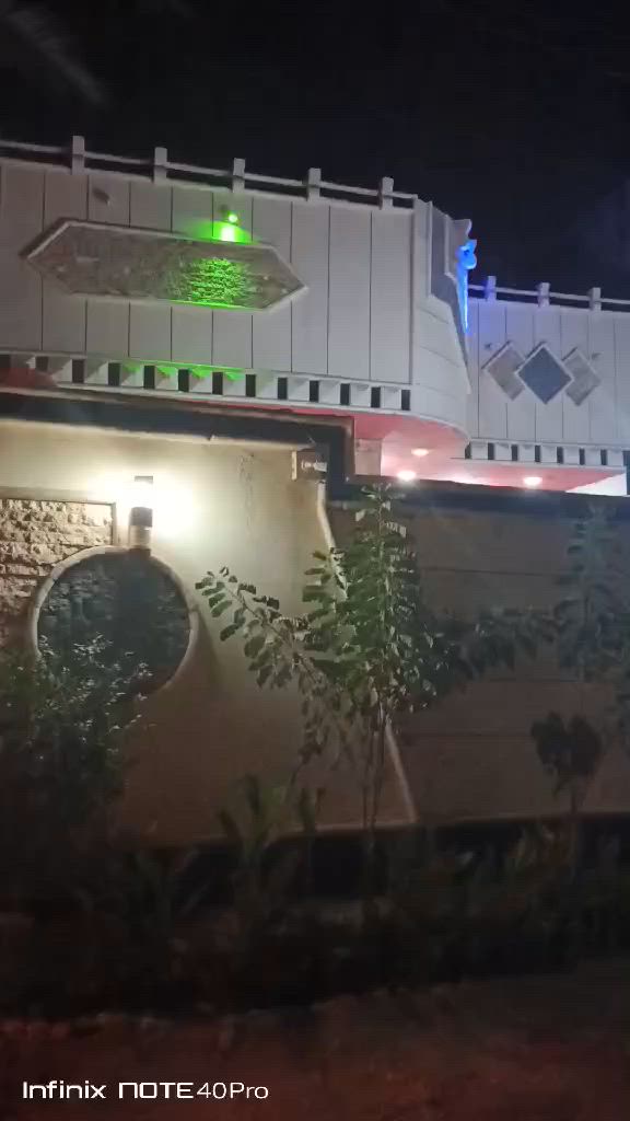 داران طابو زراعي ابي غرق حي البتول قريب جدا من شارع حله كربلاء الداران يباعان سويه باسم شخص واحد مساحة كل دار ٢٠٠ متر للاستفسار مراجعة مكتب الضاحية للعقار هاتف ***********
