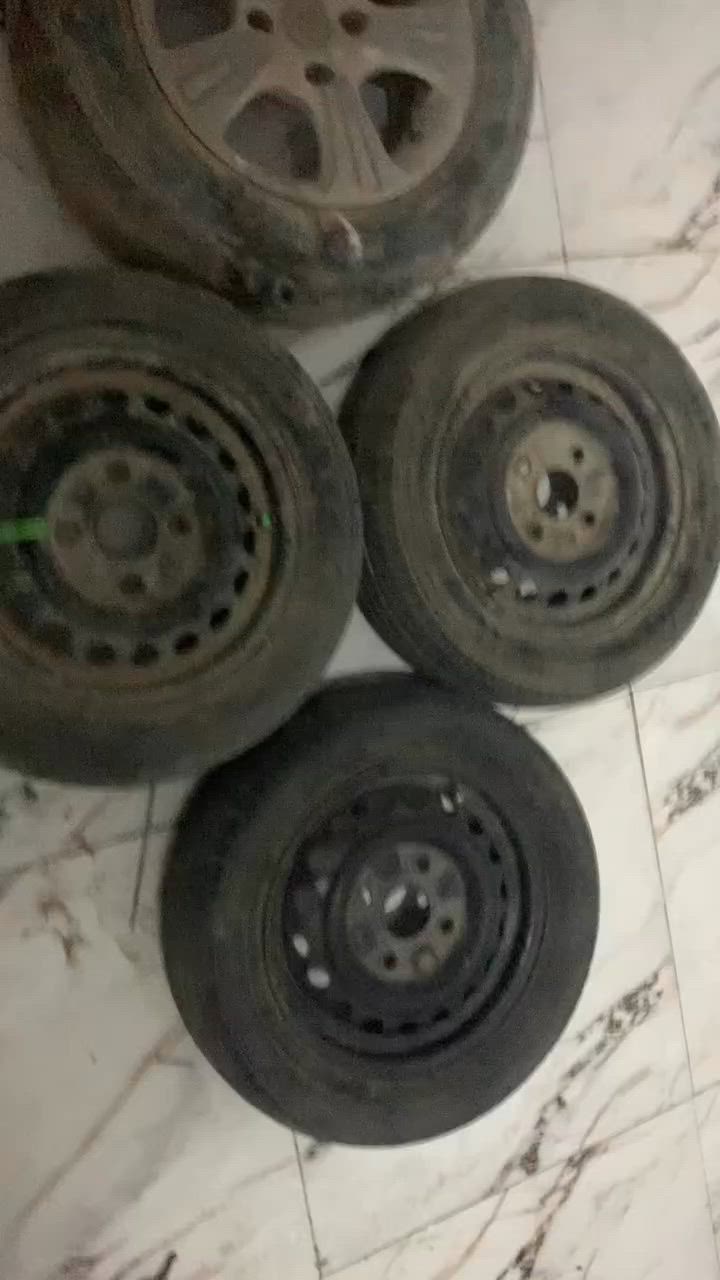 ‏ترات للبيع 150 بها مجال مكاني بصره بالخصوص مال سايبة مكاني بصره الخصيب جريدة يراسلني WhatsApp حتى 100 بيعه لأن محتاج أبوي المجال الشرايين راسي أقل من 100 هم أبيعه***********
