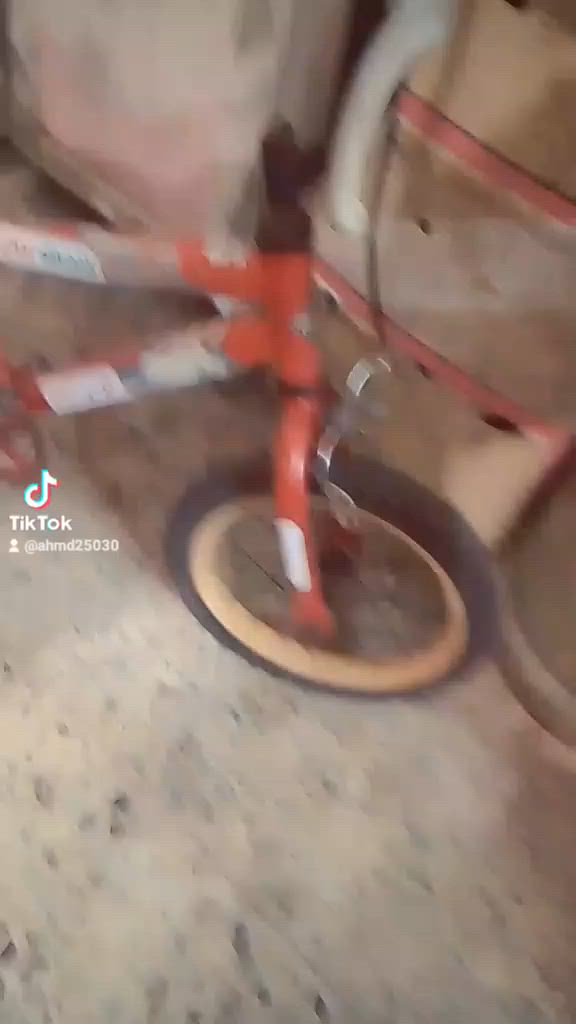 السلام عليكم دراجه 60 سله سعر 100,وبيها مجال للطيبين بايسكل ياباني 40 وبي مجال والبايسكل الصغير ب 20 الرقم ***********
