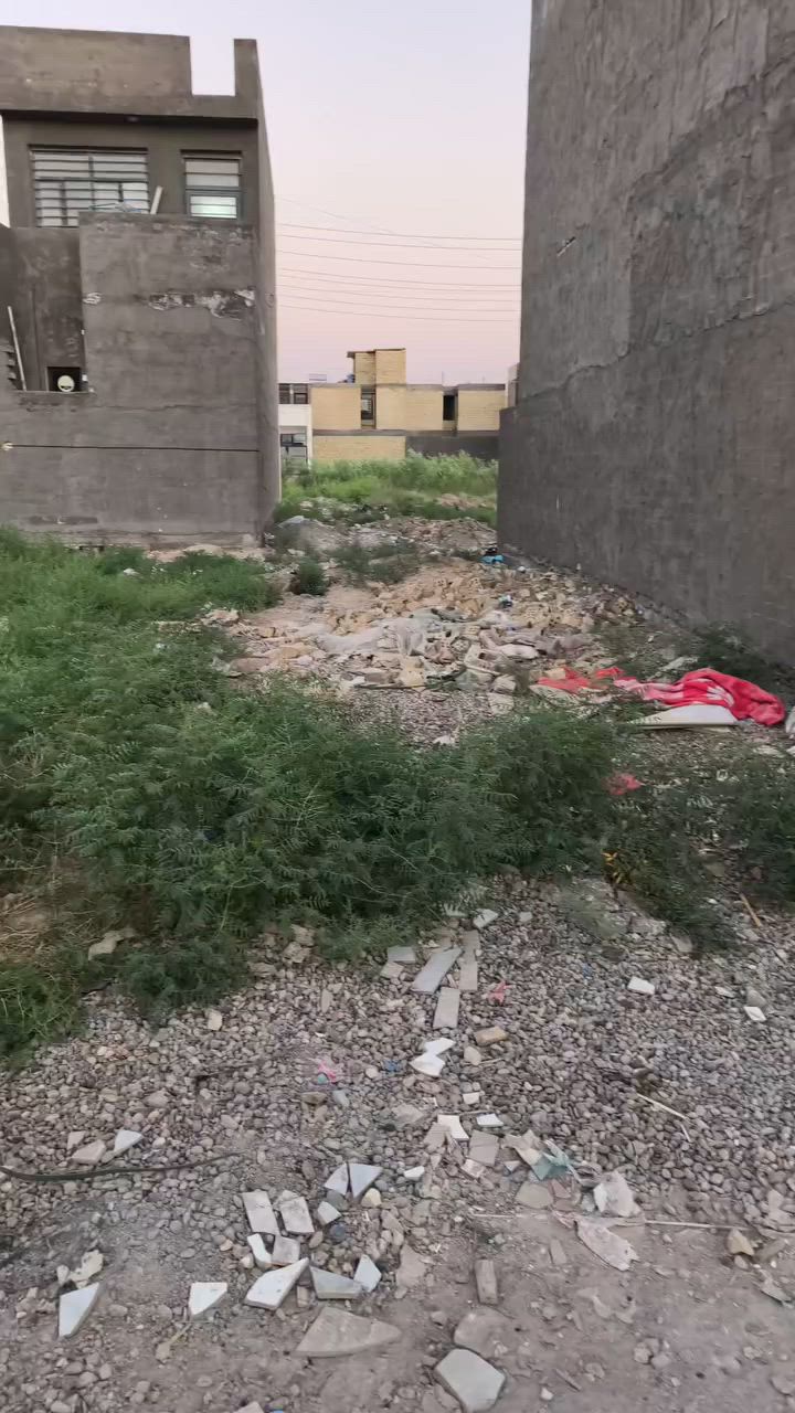 قطعه ارض 90متر الوجه 7نزال 12.50في مجمع الدره سعر مناسب جدآ طابو سند 25,تنزل شركه للستفسار التصال على ***********
