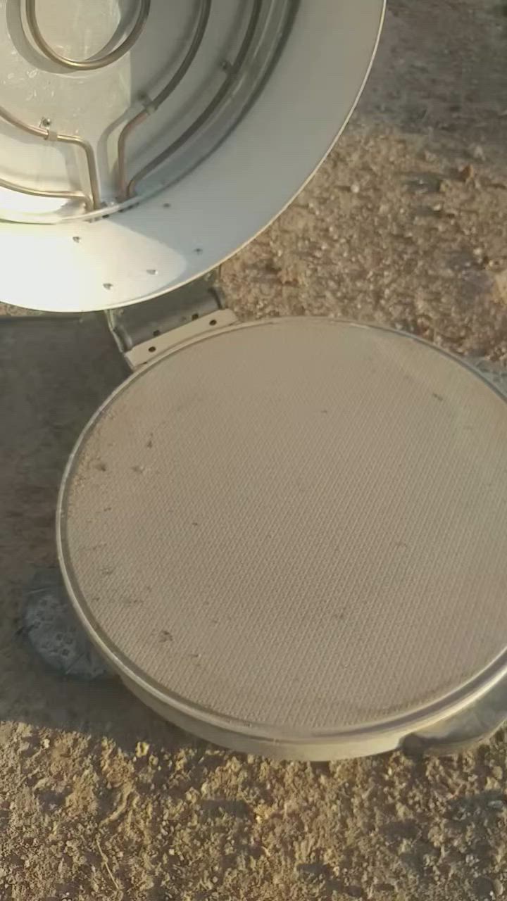 تنور كهربائي مستخدم نظيف جدا فقط يحتاج غسله جان متروك بلمخزن
اشتريته 75 الف 
ابيع 40 الف 
اسمع الفيديو 
بصره تنومه صالحيه
***********
