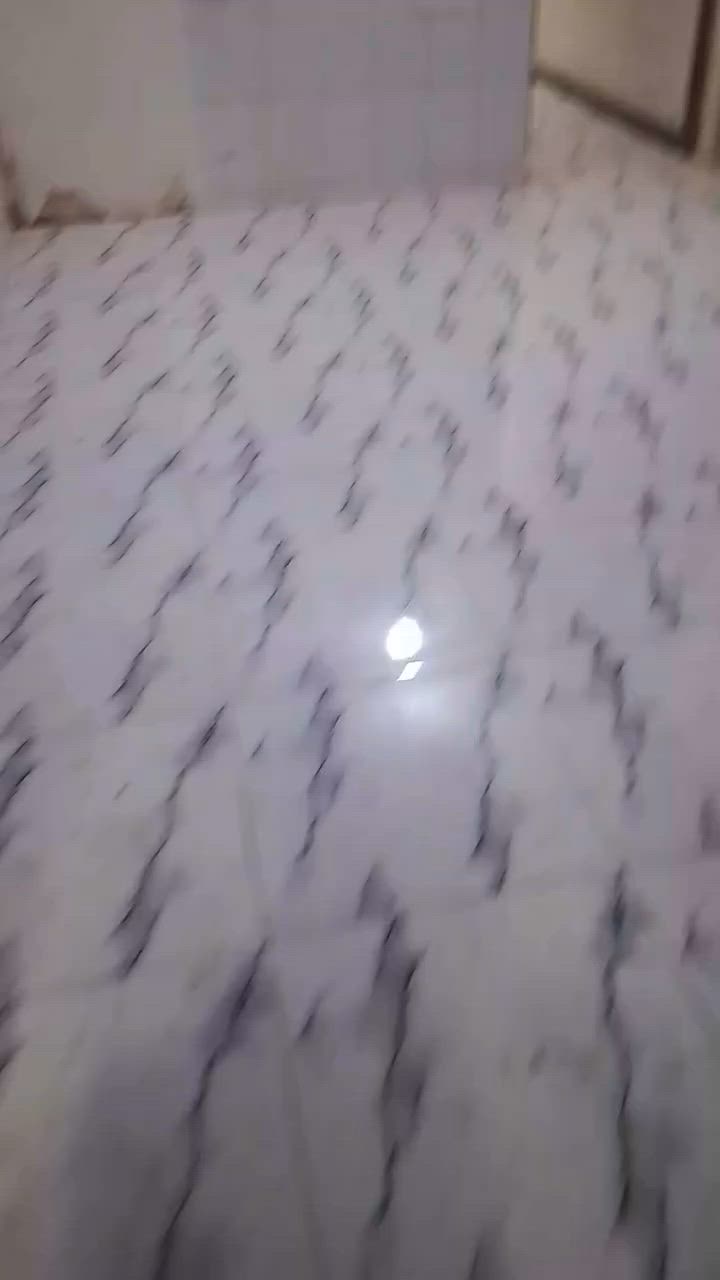 السلام عليكم خلفه مصري سيراميك بروسلين كاشي مرمر شغل ليزر درجه اولى تسليم مهندسين داخل بغداد رقم بهي واتس ***********
