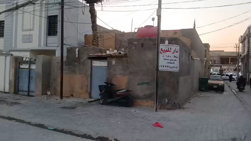 طابو صرف
المساحة. 180 متر
الحر حي العسكري
ركن ساحة سنكاوي
للاستفسار.
***********
