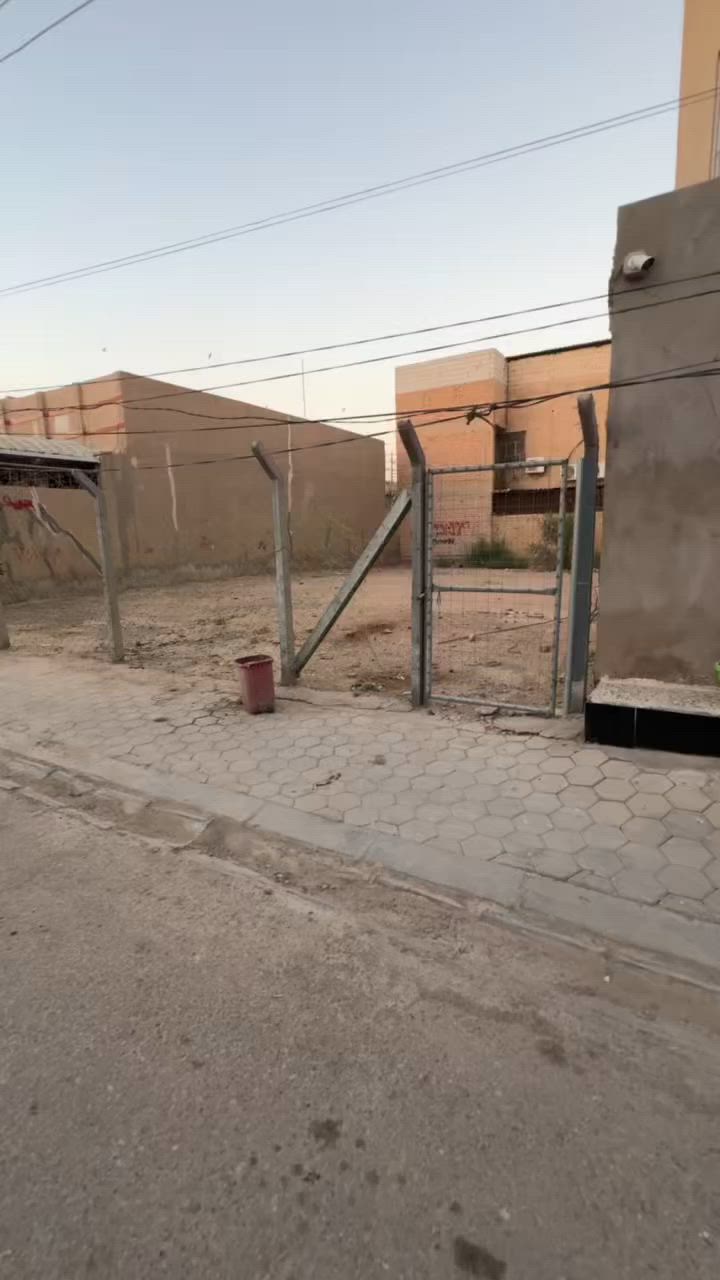 السلام عليكم 
للبيع نصف قطعة ارض في حي المهندسين شارع 10
خلف شارع الزوار ( طريق الجنة) عمود 23 مباشرة
🟥 مساحة القطعة 143 متر

السعر : 175 مليون

للاستفسار الاتصال على :***********
