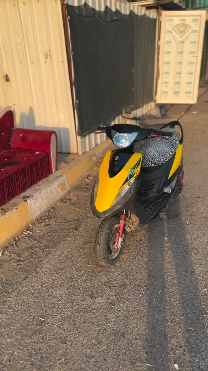 السلام عليكم شباب ماكس عدله لبيع الدراجه مزوده كدام عينك الدرجه مفوله الي يريده  يجي خاص اًو وتساب هذه رقمي  سعره ٥٠٠وبيه مجال حك الجيه ***********
