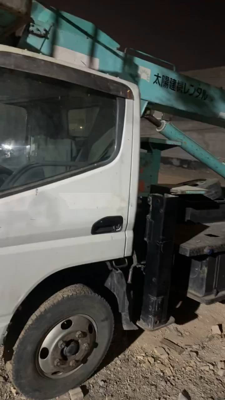 باسكت ١٥ متر لبيع  تحكم فوك جوه  
فوك كهربائي 
جوه هايدروليك وكهرباء 
رقم دياله حمل 
تحويل 
السعر ١٥٠ وبي بجال قليل
رقم الهاتف 
***********
