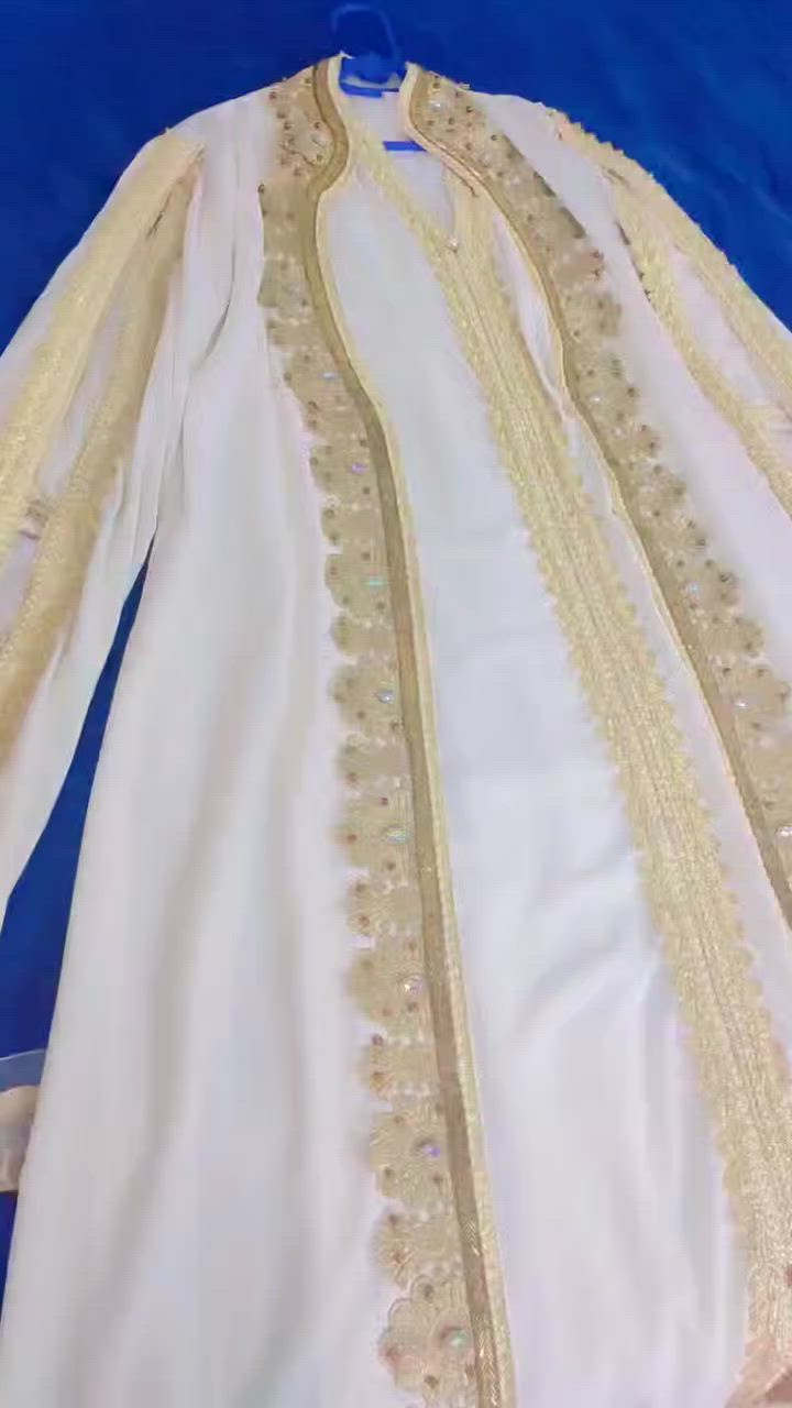 سلام عليكم بنات عندي ذني الفساتين البيع مكاني سماوه


**إذا كنت صاحب هذا الإعلان وتريد حذفه لأي سبب، رجاءا أرسل رسالة إلى الدعم الفني**