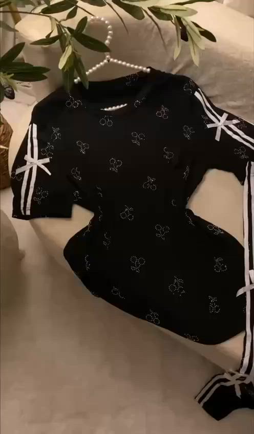 توفر من جديد 
بس هل نقشتين 🔥🔥

76 ألف


**إذا كنت صاحب هذا الإعلان وتريد حذفه لأي سبب، رجاءا أرسل رسالة إلى الدعم الفني**