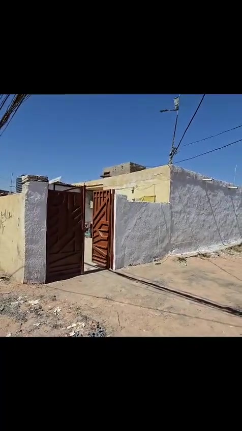 عروض مكتب جوهرة الفرات🏠🏜️ 👉
👇
يتوفر بيت 🏠المساحه190م  استقبال + صاله + مطبخ  + غرفتين نوم + منور+ صحيات خارجيه + صحيات داخليه 

البناء بلوك اعكاده 

طابو زراعي سند25.🏠  طريق طوريج كربلاء عامود 130 سكله امجد الاسدي  
السعر مناسب 
👇للستفسار
العنوان كربلاء المقدسه من يريد الاستفسار الارقام متوفره شرح مفصل 
من يريد ان نعرضه له بيته اوقطعته👉 فليتواصل معنا 👇👇

للستفساراكثر عن التفاصيل مراجعة
مكتب💎جوهرة الفرات💎 قنطرة السلام مجاورمطعم عين التمر
***********ميثم 
***********ميثم
 المندوبه أيه
