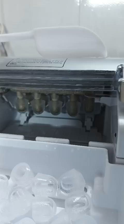 جهاز صنع الثلج للبيع بي تسع قوالب ثلج اصغار  الوقت  10دقائق السعر 100الف وبي مجال


**إذا كنت صاحب هذا الإعلان وتريد حذفه لأي سبب، رجاءا أرسل رسالة إلى الدعم الفني**