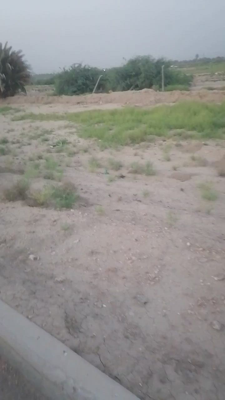 قطعة أرض مساحه ٣٠٠ سند ٢٥ وبها قرار محكمه كامل خدمات للبيع وسعر مناسب تفاصيل أكثر ***********
