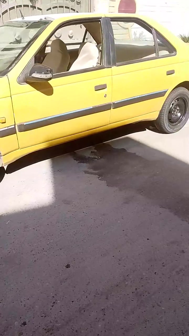 بيجو لميس
مــــوديـــــل . . . . .  2.0.1.5

رقم بغداد 

بأسمي

28.  ورقة

***********
