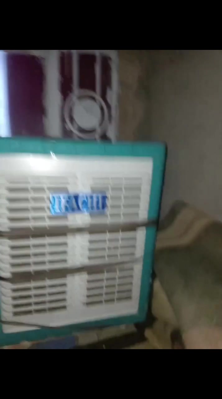 سلام عليكم مبرده أخت جديده كامله مطور جبير سرعتين نضافه ١٠٠/١٠٠ مكاني كربلاء حي الحر رقمي بي وتساب متواجد عله خط *********** سعر ٩٠ بيه مجال قليل حك جيه
