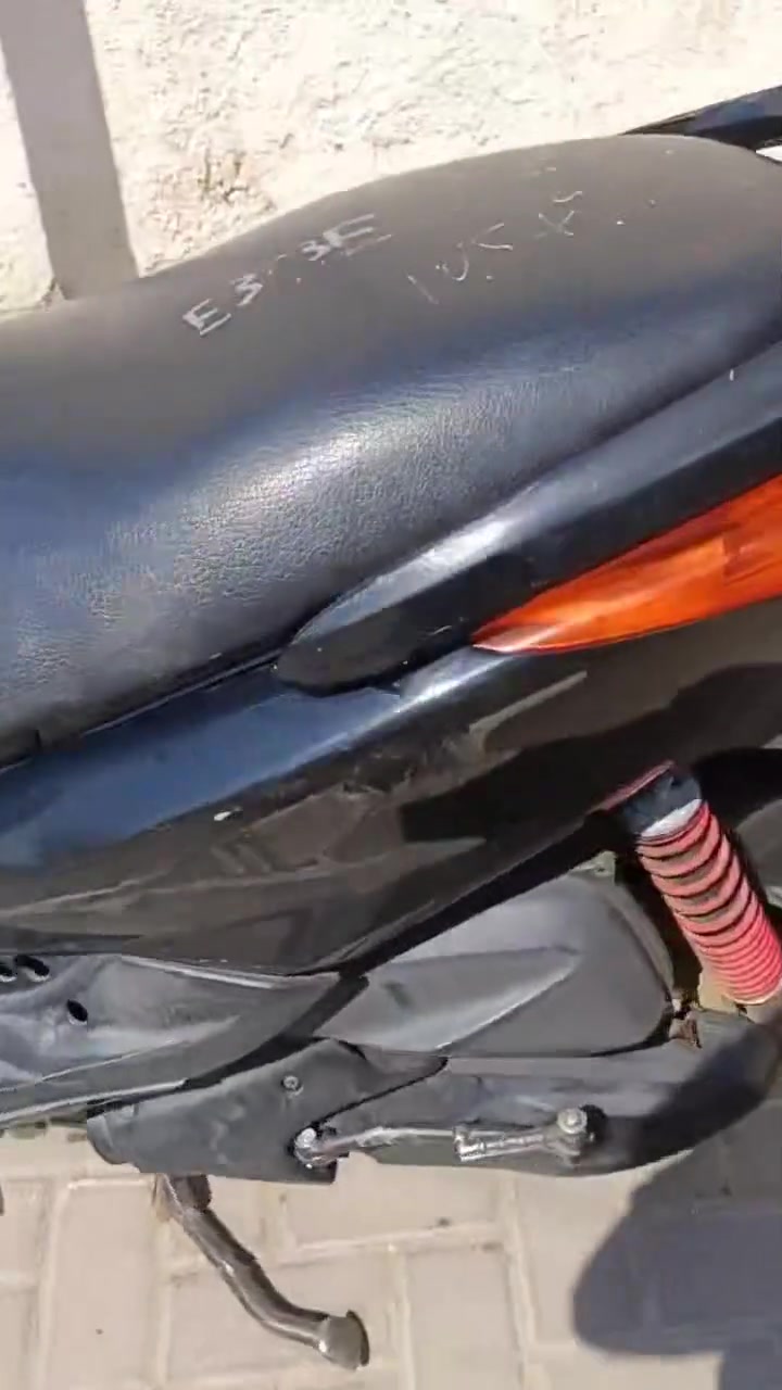 السلام عليكم ثعلب جي تي ار دراجه بلادي كلشي مابدل بيهه مكينه رياضي بيهه زوج كلجات اصلي شرط كامله مكمله كل نقص مابيه مكاني بغداد شعب سعر ٦٥٠وبيه مجال اي ستفسار خاص لاو عله رقم ***********
