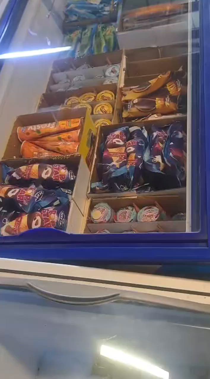 🍦✨ مندوبي قاطع الكرخ – آيس ستار ✨🍦

تشكيلة واسعة من المثلجات متوفرة الآن وبأسعار مناسبة وجودة مميزة ❄️🔥

🔹 آيس كريم قمع بمختلف النكهات
🔹 ساندويچ آيس كريم
🔹 أكواب عائلية وفردية
🔹 مثلجات وعصائر مجمدة متنوعة
🔹 توفر مستمر وخدمة توزيع سريعة

📍 مندوبي قاطع الكرخ جاهزين لتجهيز المحلات والأسواق بأحدث عروض ومنتجات آيس ستار.

📞 للحجز والاستفسار والتجهيز: تواصلوا مع مندوبي قاطع الكرخ
 استاذهشام: ***********
#آيس_ستار #مندوبي_الكرخ #توزيع_الكرخ #مثلجات #آيس_كريم #عروض_الكرخ #تجهيز_المحلات #العراق 🇮🇶🍨
