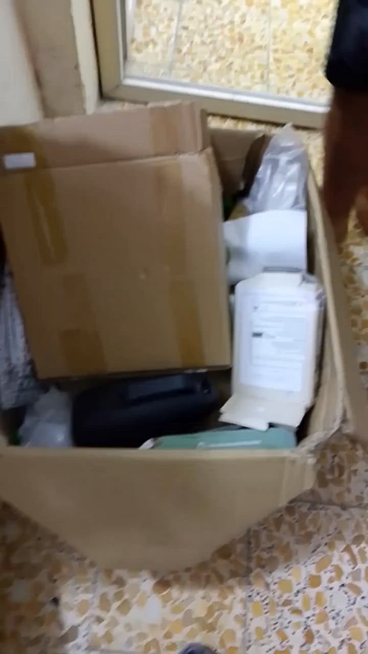 شلعة امزون مكس والكترونيات للبيع أمانة الله مشتريهم درجة اولى 
عنوان بغداد الزعفرانية هاتف ***********
