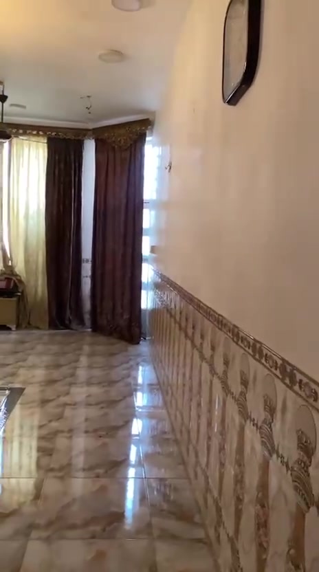 ..يوجد.. دار للبيع طابو زراعي   الموقع  قرب نادر محطه العرفان المساحه  200متر..يتكون. من غرفه نوم وهول وصاله ومطبخ  وصحيات  موقع ممتاز م الاستفسار الاتصال على.الرقم  ***********.السعر 110
