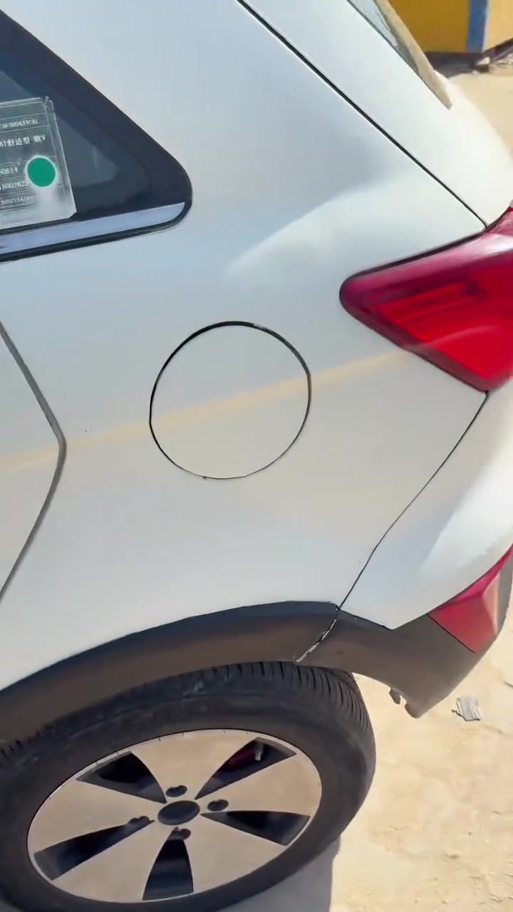 سياره للبيع
بايك x25 2019
ماشيه 120
مكينه 1500
بيها صفحه مضروبه ومصبوغه ايرباكات طاكه وبعض ملاحظات  
مكينه وكير متسوبيشي كفاله 
رقم بابل 

مكانها بغداد

*********** واتساب فقط

سعر 54
