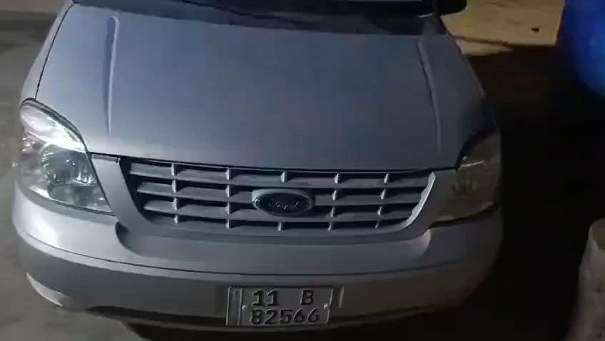 السلام عليكم
فورد امريكي ستيشن رصاصي فضي 
مكفوله من الاصوليات ولعيب الشرعي 

محرك 3900 خير من الله 
منضومة تبريد كامله كله جديد
صار اقل من شهر من شديته بس غاز عوزها شرط
الجامه مال الباب السلايت مكسوره وجايب وحده جديده بل جنطه بس ما شادها يعني وياها 
العدادات او الكيجات واكفه وعدي وحده ستوني جايبها  بل كارتون هم وياها 
السياره مكفوله من العيب الشرعي وضربه بيها مكاين صبغ قليله وبارد قليل 
السياره بيها ملاحضه لو طفيت السياره تبقه فد 5 ثواني اله تطفي ومن شغلها اله تحرك راس الباتري يعني كهربائيات لو فيوزات سياره نضيفه كلش الله شاهد 
السعر 50 وبيها مجال للطيبين 
ه‍ ***********
