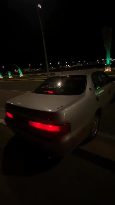 سلام وعليكم
((كرسته للبيع كفاله كص ونقل وضربه)) 

سنويه26 صار شهر من خلصت راعيه موجود شرط التحويل مكينه كير ونجي شرط الفحص جدد لوك حداديه من الطول للطول جديده تخم تاير جديد تبريد نقصه قايش))  لسياره مصبوغه جماليه فقط السعر 45 وبيه مجال بسيط مكاني بصره فاو 

***********
