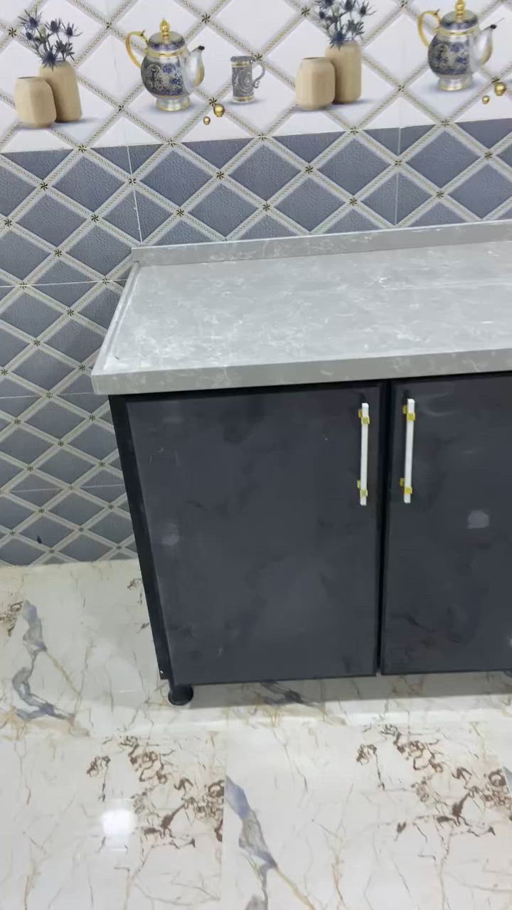 تم بحمدالله انجاز كاونتر كامل الامنيوم  مقطع سعودي سطح كوارتز رجل ثقيل نرماده هودرليك ستيل سكه مجر هودرليك اسعار المتر تبدأ من 250 إلى 450 حسب النوعيه والموديل  

موقعنا : الأنبار القائم الكرابله سوق العصري السابق 

استفسار :***********واتساب
