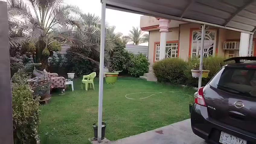 تحية طيبة🌹
✅ بيت كامل من كل النواحي للبيع بمساحة "530متر" (واجهه 16م نزال 33م) ✅

📍العنوان : العبايجي_المصلحية_ شارع حجي مقبل. 
📃 سند 25
🌀السعر المطلوب :90 مليون دينار عراقي وفيه مجال .
🔺خدمات كاملة (ماء؛كهرباء؛تبليط 
🔺تفاصيل البيت واضحة في الفيديوهات ادناه. 
✍🏻للاستفسار الاتصال على الأرقام التالية : 
📲***********       
 📲***********

✅أو مراجعة مقر المكتب الكائن في (العبايجي - المصلحية- مقابل شارع البحطاب)
