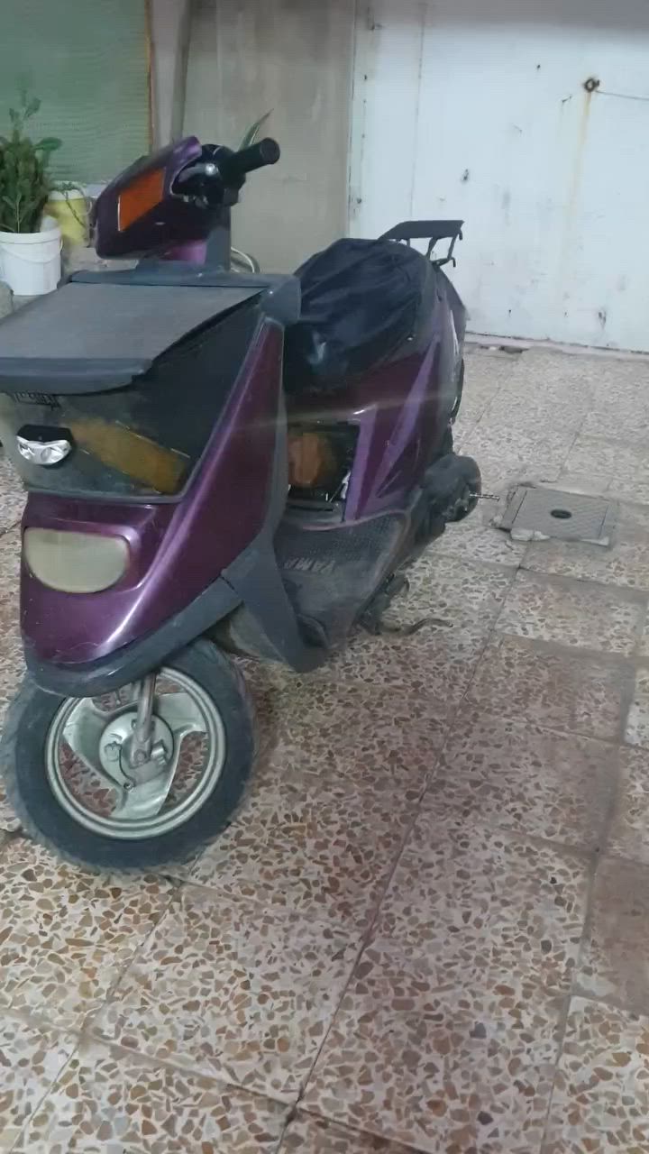 ١٥٠ بي مجال مايعوزه كلشي معمر وجاهز
شاصي مامكسور
.
مكاني تلكيف ***********
