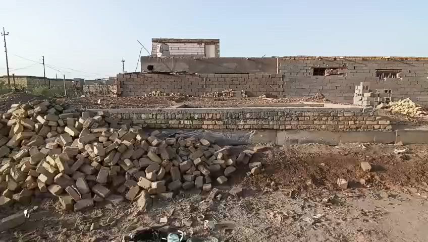 مكلف بالنشر
قطعه مدكوك بيها بتلو صب خرسانه يتكون من غرفتين 5 ب4 وصاله 8 ب4 ومغاسل داخليه ومساحة القطعه ٢٠٠ العرض 10 وطول ٢٠ متوفر كهرباء وماء
ومولد سحب مقابيلها وشارع  قريبه على حسينية الأمير شارع المشايه ١٨ وبيها مجال لشراي


**إذا كنت صاحب هذا الإعلان وتريد حذفه لأي سبب، رجاءا أرسل رسالة إلى الدعم الفني**