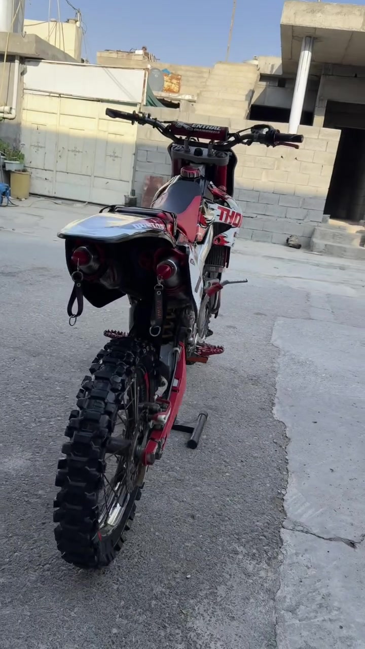 بۆ فرۆشتن   یان گۆڕینەوە
cb 600f3
Crf 250cc
مەکینە کەپس تایە بۆ تای بەشەرت بە شەرتی هەزار وەستا فەحسی بکە Crfمۆدیل 2009 قەوەتی 38ئەسپی دەدات لە قەوەتی خۆی بێزارە Cb 600 مۆدیل 1996 مەکینان کەپس بێ دووکەل بەس Mashalla ن دەوێت مووشتەری پەیوەندی بەو ڕەقەمەوە بکە ( *********** ) یاخوت نامە بنێرە شوێن قەلادزئ
