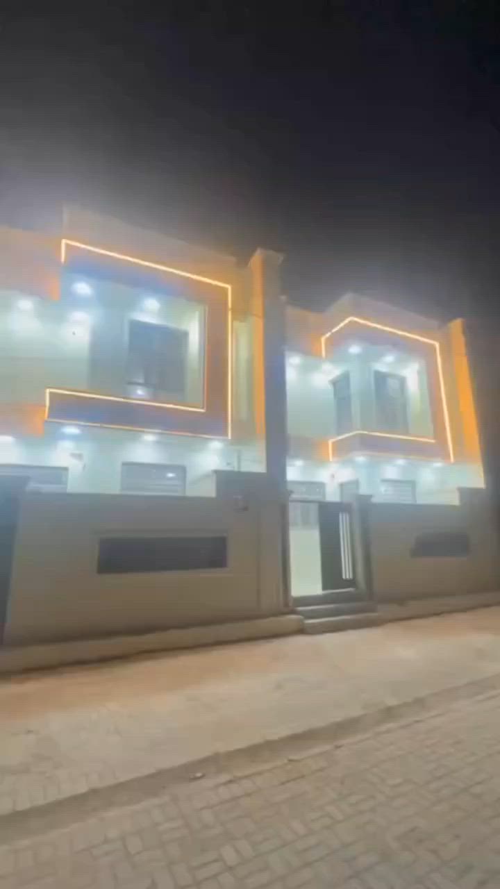 🏡 منزلان فاخران عاليَا المواصفات للبيع في مدينة الديوانية 🏡

📍 الموقع: حي الفرات، قرب شارع المستوصف.

✅ تم تصميم المنزلين وفق أحدث المواصفات الهندسية وباستخدام أفضل مواد البناء عالية الجودة.

📐 مساحة كل منزل: 100 متر مربع.
📏 الواجهة: 7 ونص متر.
📄 طابو صرف.

يحتوي كل منزل على:
▪️ 3 غرف نوم
▪️ صالة
▪️ استقبال
▪️ مطبخ
▪️ مجمع صحيات

📞 للمزيد من التفاصيل، مراجعة مكتب صناع المال للعقار.
***********
***********
