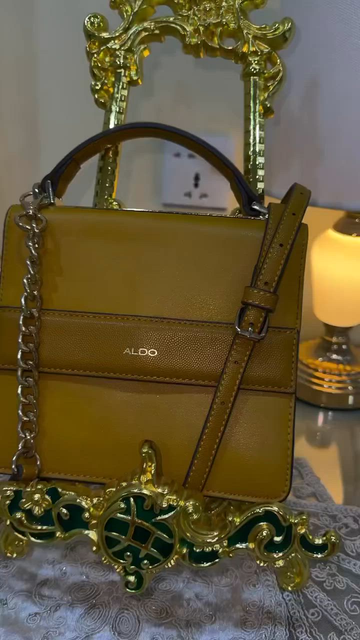 ⁨ Aldo كود اصلي ٣٥⁩


**إذا كنت صاحب هذا الإعلان وتريد حذفه لأي سبب، رجاءا أرسل رسالة إلى الدعم الفني**